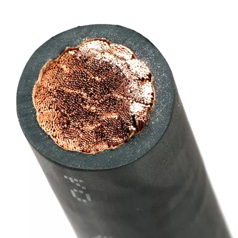 ¿Cuáles son las características de los cables de goma?
